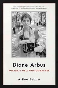 DIANE ARBUS - PORTRAIT OF A PHOTOGRAPHER